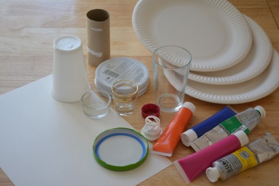 Material für Kreise: Papier, Farbe, Dinge mit runder Grundfläche